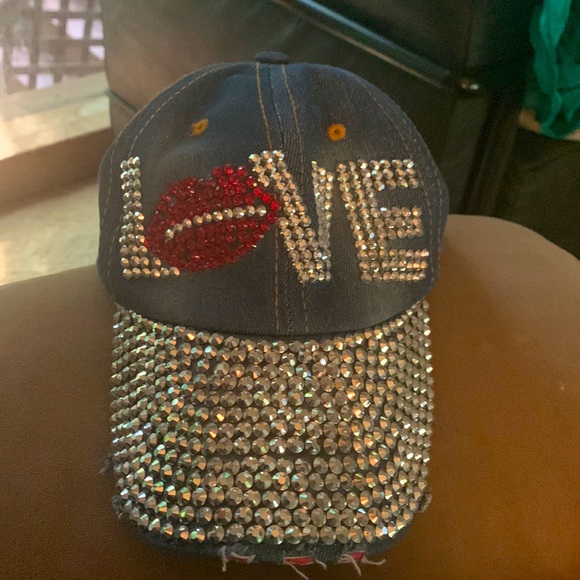 Cute bling adjustable cap. - Picture 1 of 2
